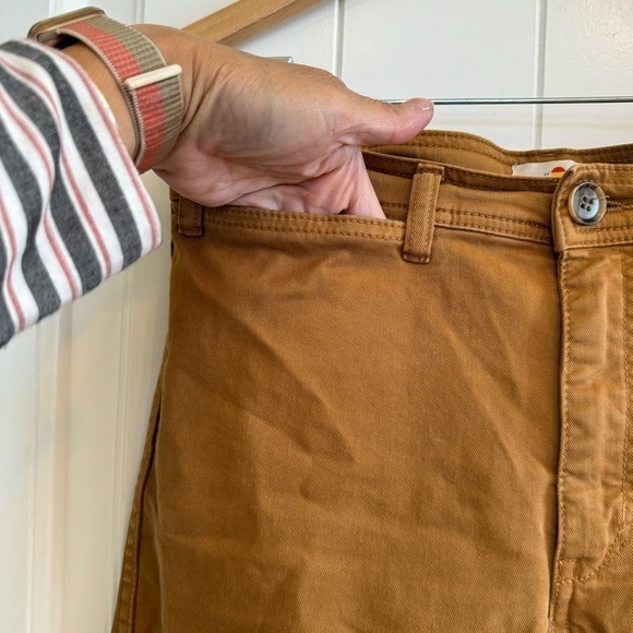 Marine Layer Cropped, Straight Leg Pants, Dark Mustard, Pockets, Belt Loops, 8 - Picture 4 of 6